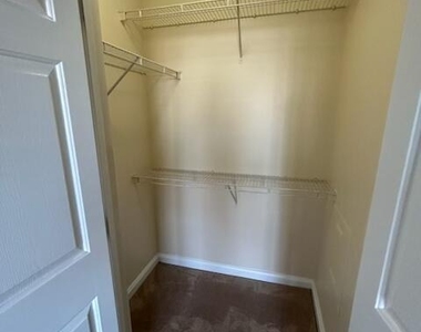 488 Bedford Street - Photo Thumbnail 10