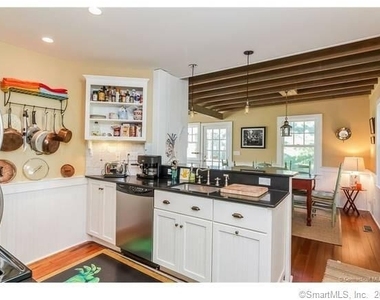 25 Dorr Street - Photo Thumbnail 3