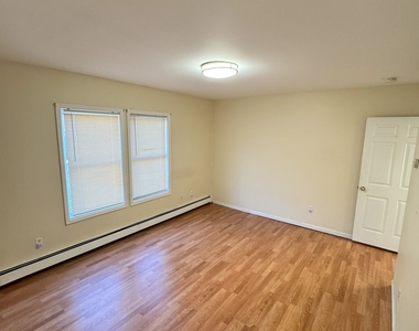 22 Orchard Street - Photo Thumbnail 8