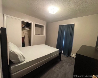 450 Maple Hill Road - Photo Thumbnail 1