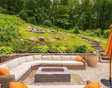 260 White Deer Rocks Road - Photo Thumbnail 6