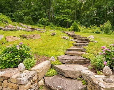 260 White Deer Rocks Road - Photo Thumbnail 4