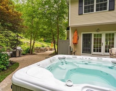 260 White Deer Rocks Road - Photo Thumbnail 12