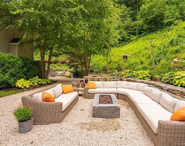 260 White Deer Rocks Road - Photo Thumbnail 7