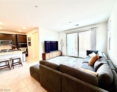 11852 Black Canary Avenue - Photo Thumbnail 3