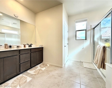 11852 Black Canary Avenue - Photo Thumbnail 20