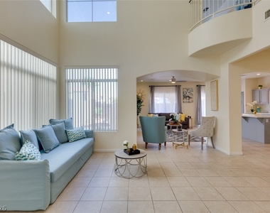 7886 Blue Brook Drive - Photo Thumbnail 19