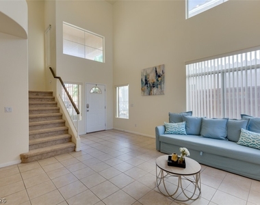 7886 Blue Brook Drive - Photo Thumbnail 2