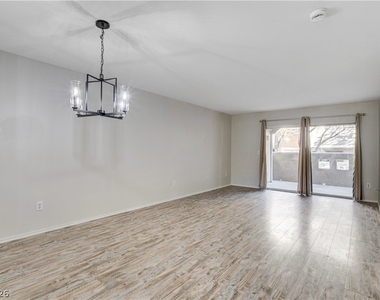 1908 Desert Falls Court - Photo Thumbnail 12