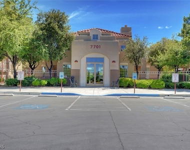 1908 Desert Falls Court - Photo Thumbnail 34