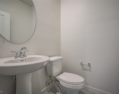 5644 Hill Spire Street - Photo Thumbnail 5