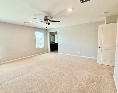 341 Canary Song Drive - Photo Thumbnail 20