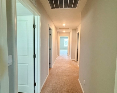 341 Canary Song Drive - Photo Thumbnail 18