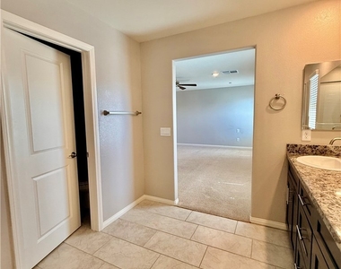 341 Canary Song Drive - Photo Thumbnail 23