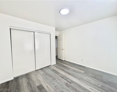 1040 Pahrump Valley Boulevard - Photo Thumbnail 8