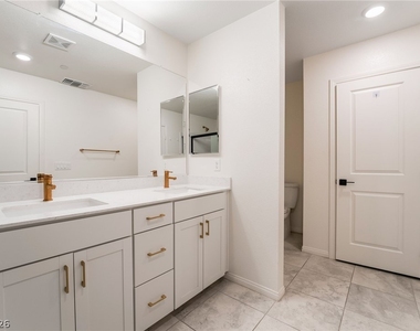 2479 Bellinzona Place - Photo Thumbnail 18