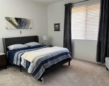 5980 E Drosetta Avenue - Photo Thumbnail 8