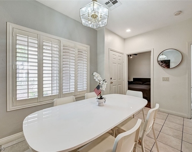 7450 S Eastern Avenue - Photo Thumbnail 15