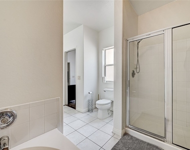 7450 S Eastern Avenue - Photo Thumbnail 41