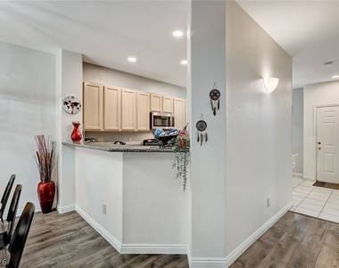 7450 S Eastern Avenue - Photo Thumbnail 13