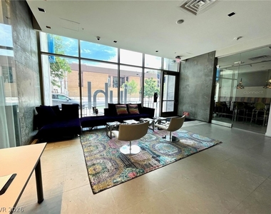 353 E Bonneville Avenue - Photo Thumbnail 11