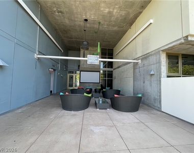 353 E Bonneville Avenue - Photo Thumbnail 43