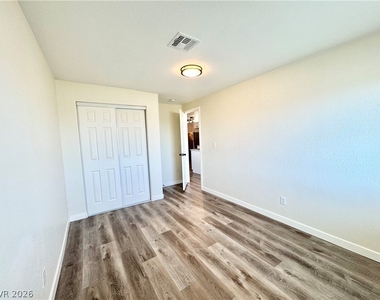 2081 S Dandelion Street - Photo Thumbnail 6
