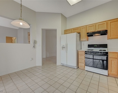 10501 City Clouds Court - Photo Thumbnail 10