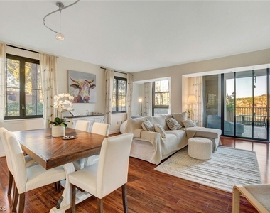 29 Montelago Boulevard - Photo Thumbnail 12