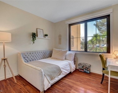 29 Montelago Boulevard - Photo Thumbnail 38