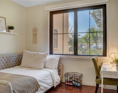29 Montelago Boulevard - Photo Thumbnail 36