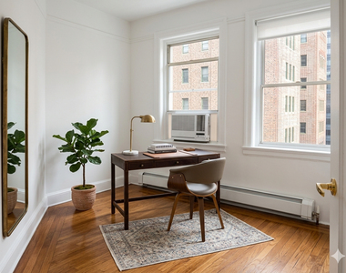 East 39th Street - Photo Thumbnail 2