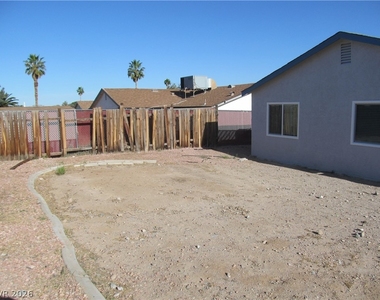 7036 Pinebrook Court - Photo Thumbnail 26