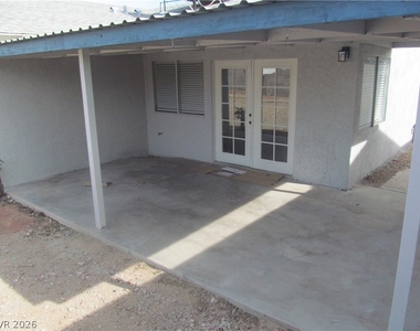 7036 Pinebrook Court - Photo Thumbnail 10