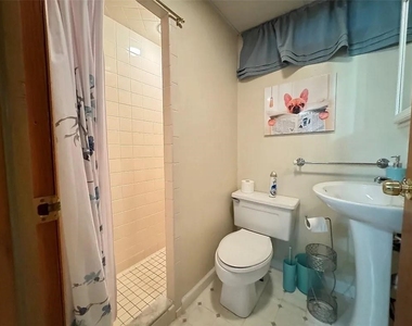 7 Exeter Drive - Photo Thumbnail 6