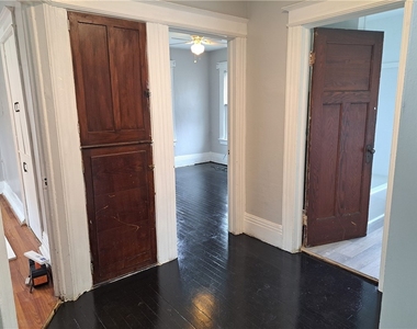 811 Portland Avenue - Photo Thumbnail 2
