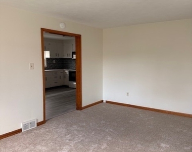 203 Highland Avenue - Photo Thumbnail 13