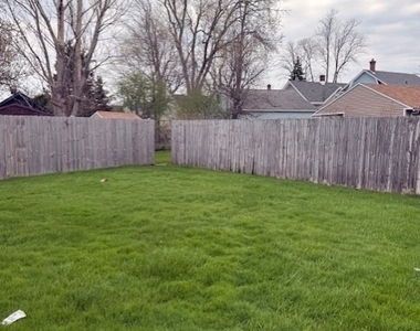 203 Highland Avenue - Photo Thumbnail 4