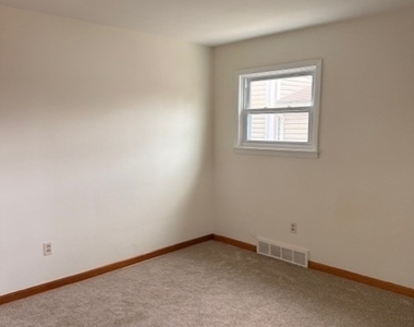 203 Highland Avenue - Photo Thumbnail 23