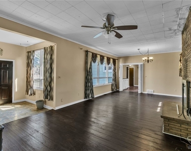 4098 Bailey Avenue - Photo Thumbnail 11