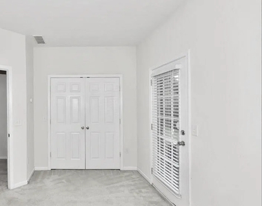 3266 Mill Springs Circle - Photo Thumbnail 12