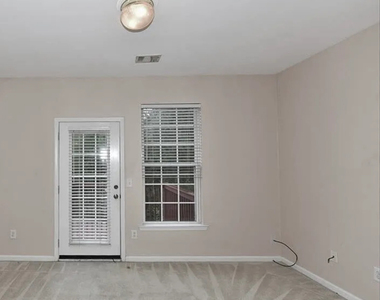 3266 Mill Springs Circle - Photo Thumbnail 5