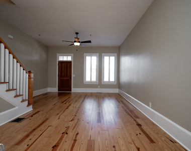 83 Charter Oak Drive - Photo Thumbnail 7