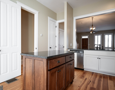 83 Charter Oak Drive - Photo Thumbnail 15