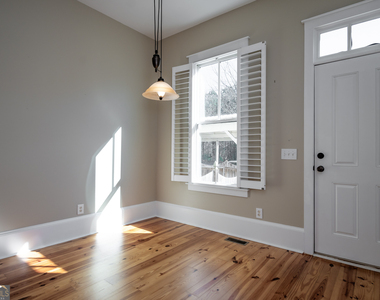 83 Charter Oak Drive - Photo Thumbnail 10