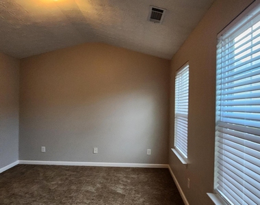 4128 Flat Trail - Photo Thumbnail 8