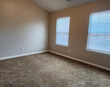 4128 Flat Trail - Photo Thumbnail 9