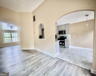4473 Northridge Trail - Photo Thumbnail 8