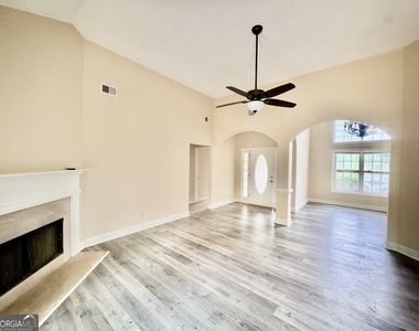 4473 Northridge Trail - Photo Thumbnail 7