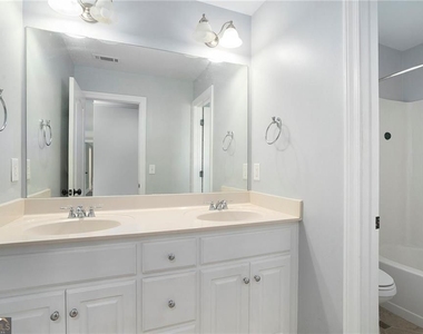 320 Baymist Drive - Photo Thumbnail 27